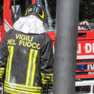 Incendio ad Arpuilles, fiamme domate dai Vigili del fuoco