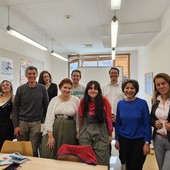 Foto di gruppo per i giovani videodocumentaristi e gli organizzatori della formazione