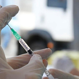 Sedicenne italiano risarcito dallo Stato per danni da vaccinazione anti Covid